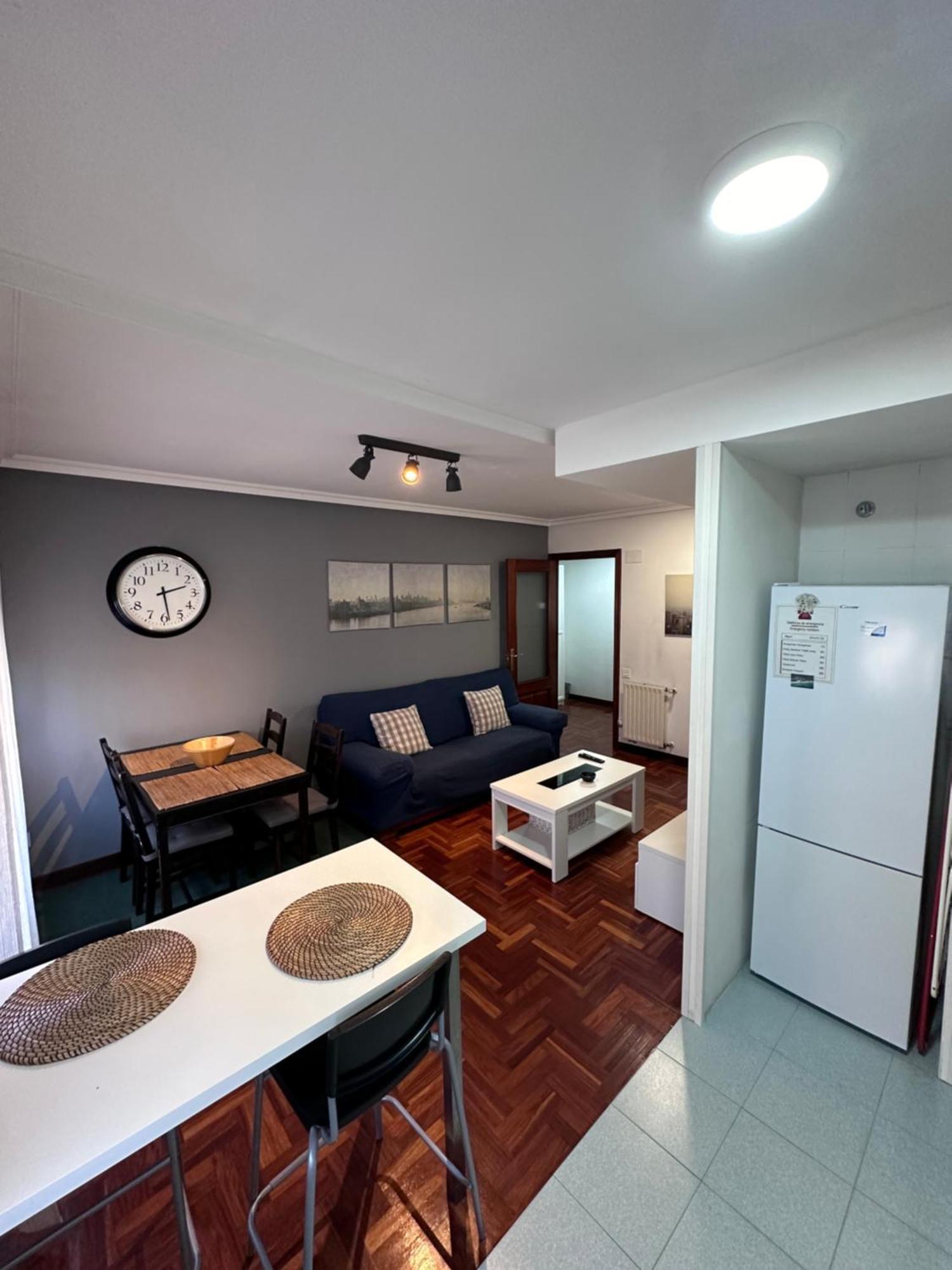 Apartamento Centro Y Playa De Gijon Exterior photo